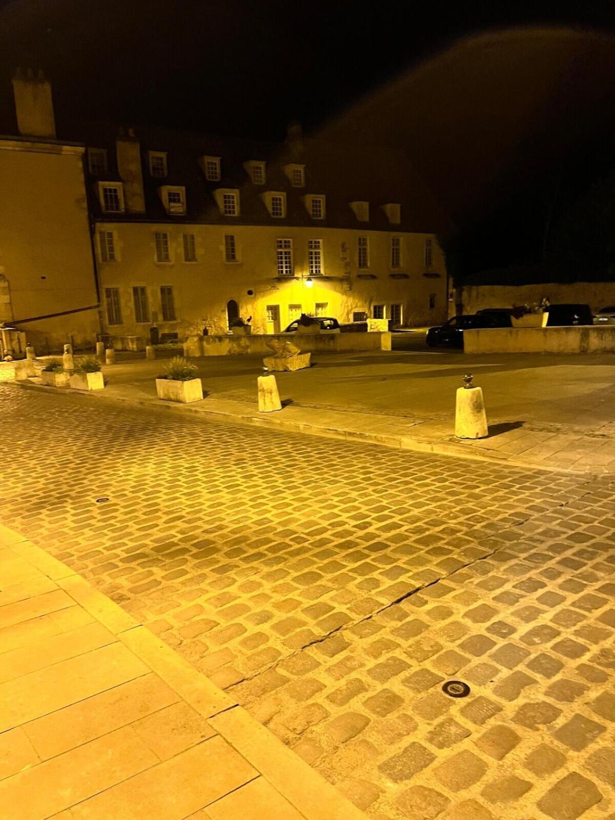 "La Grenouille" Centre Historique - Les Terres Du Roy Villa Avallon Ngoại thất bức ảnh