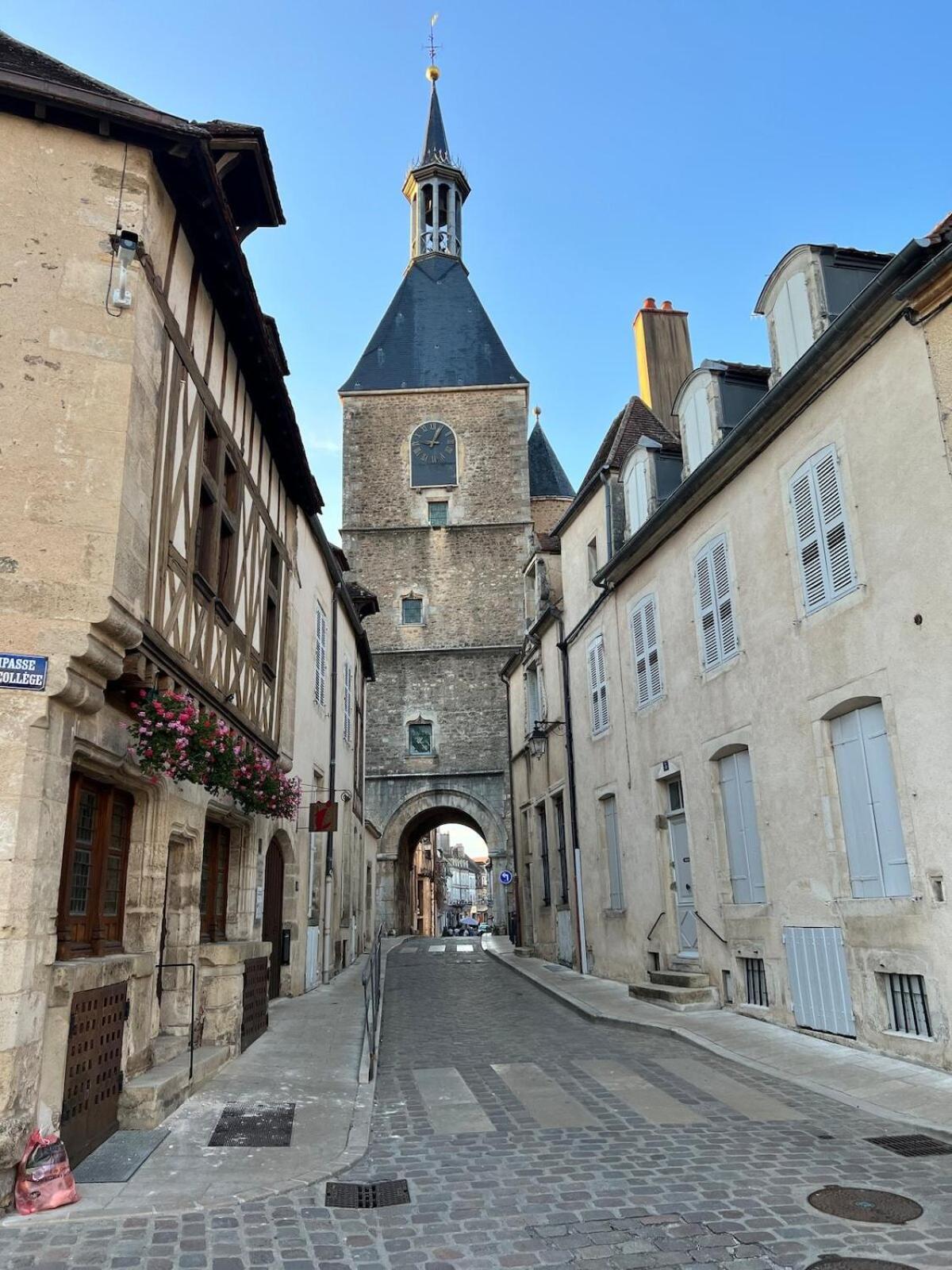 "La Grenouille" Centre Historique - Les Terres Du Roy Villa Avallon Ngoại thất bức ảnh